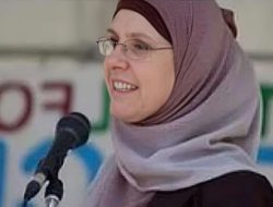 Pencarian Kebenaran, Kisah Dakwah Aisha Bhutta