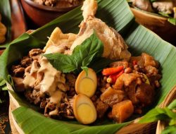 Gudeg Yogyakarta Kelezatan Tradisional yang Menggoda Selera